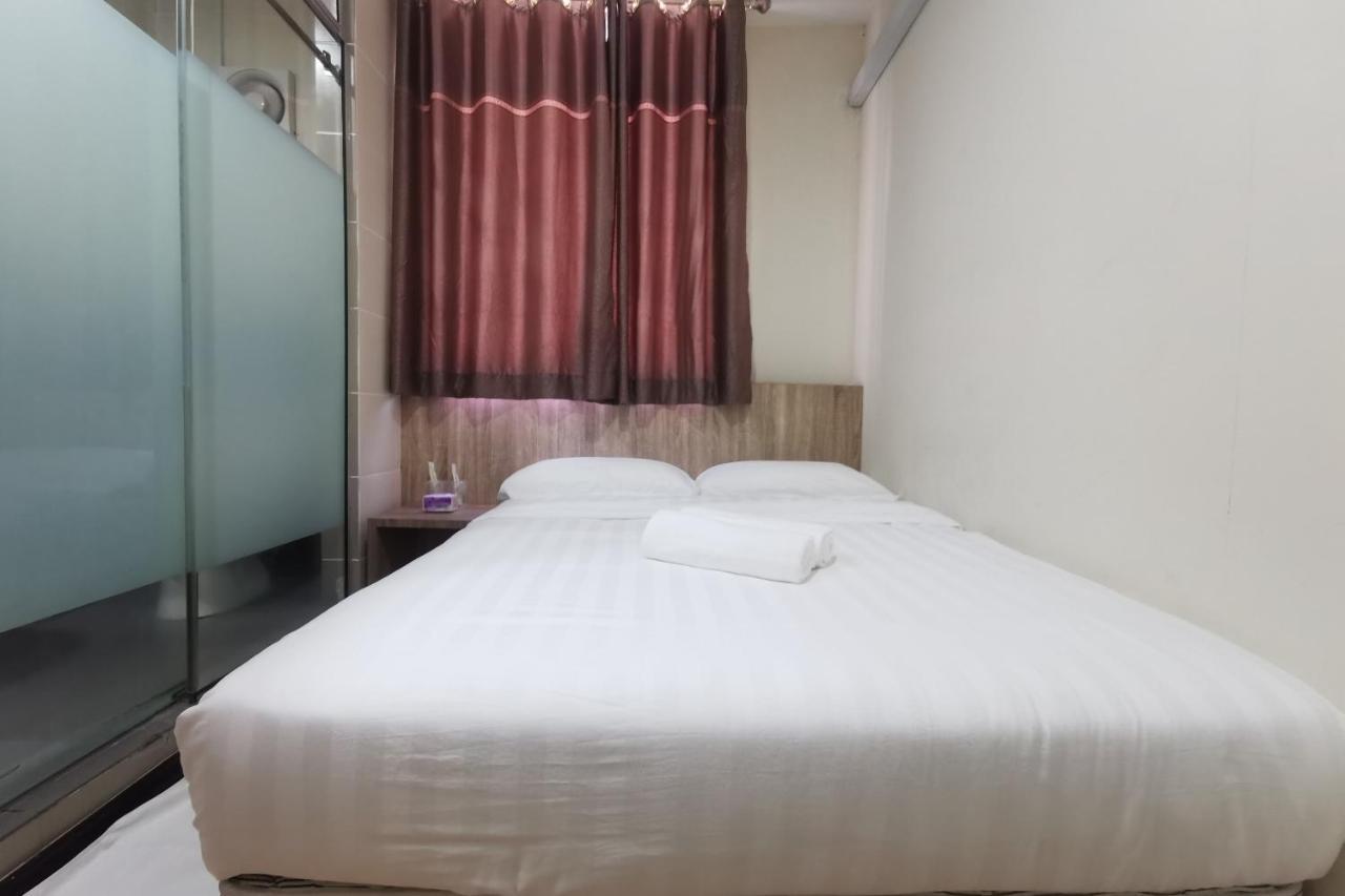 Spot On 90084 Room 123 Семпорна Екстериор снимка