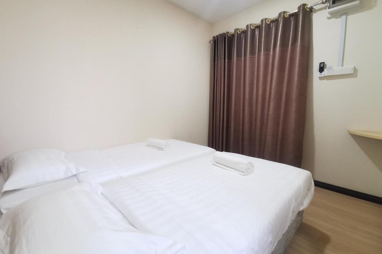 Spot On 90084 Room 123 Семпорна Екстериор снимка