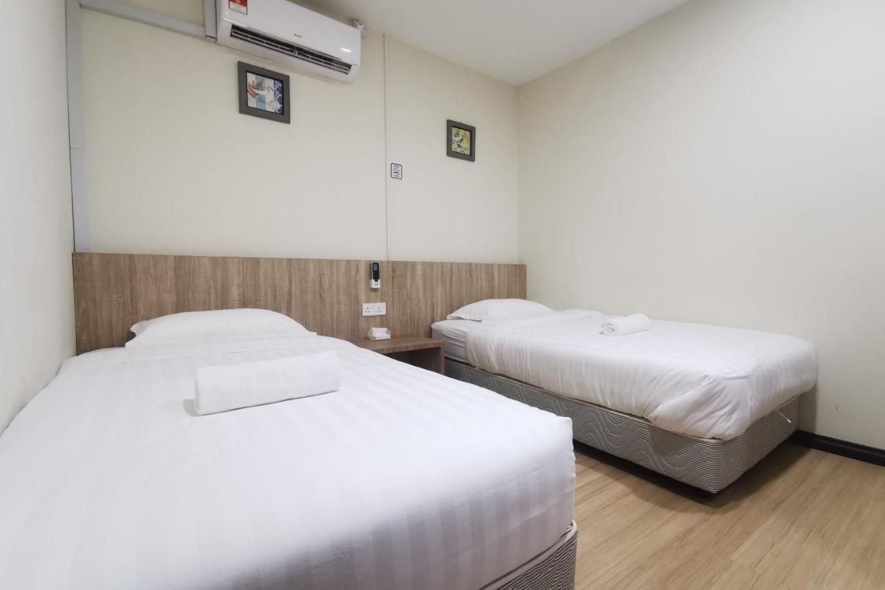 Spot On 90084 Room 123 Семпорна Екстериор снимка